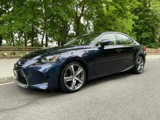 Lexus 2017 IS 300