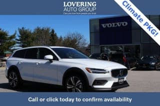 Volvo 2024 V60 Cross Country