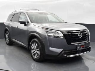 Nissan 2022 Pathfinder