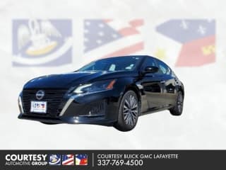 Nissan 2023 Altima