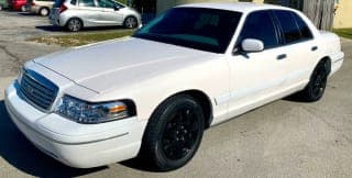 Ford 2000 Crown Victoria