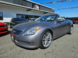 Infiniti 2009 G37