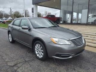 Chrysler 2012 200