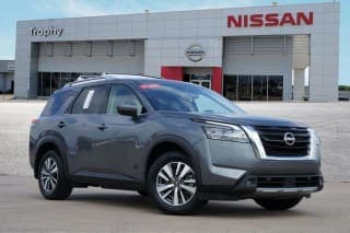 Nissan 2022 Pathfinder