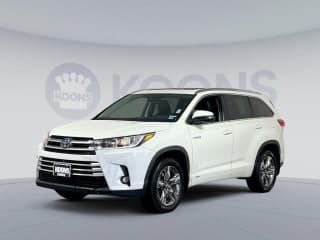 Toyota 2019 Highlander Hybrid