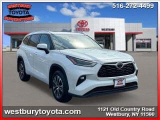 Toyota 2021 Highlander