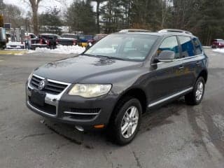 Volkswagen 2008 Touareg 2