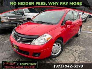 Nissan 2011 Versa