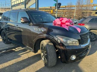 Infiniti 2011 QX56