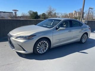 Lexus 2019 ES 300h