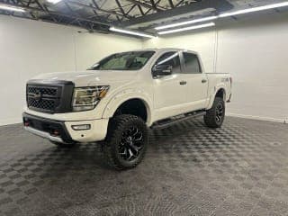 Nissan 2021 Titan