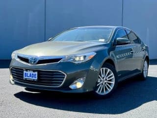 Toyota 2013 Avalon Hybrid