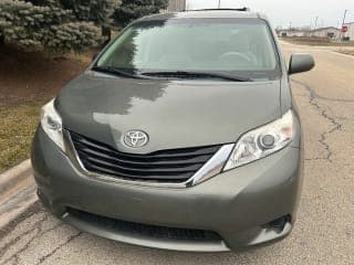 Toyota 2012 Sienna