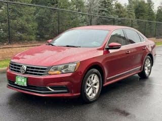 Volkswagen 2017 Passat