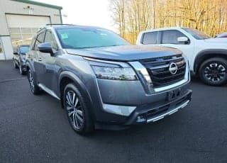 Nissan 2022 Pathfinder