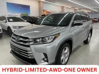 Toyota 2019 Highlander Hybrid