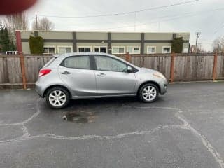 Mazda 2012 Mazda2