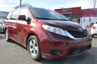 Toyota 2011 Sienna