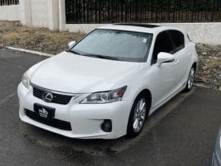 Lexus 2013 CT 200h