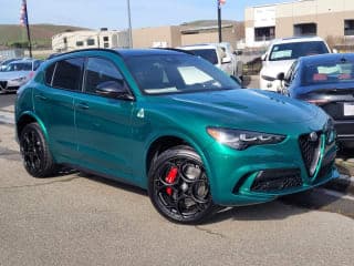 Alfa Romeo 2024 Stelvio