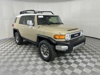 Toyota 2013 FJ Cruiser