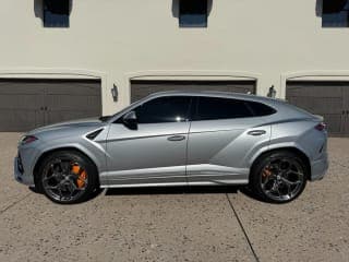 Lamborghini 2022 Urus