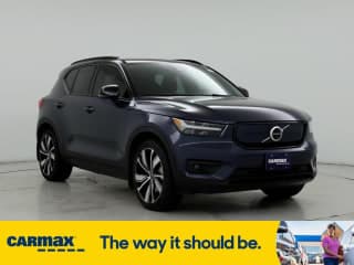 Volvo 2022 XC40