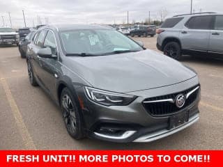 Buick 2018 Regal TourX