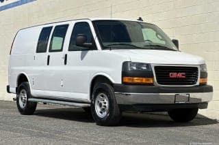 GMC 2022 Savana