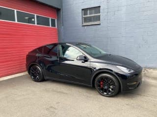 Tesla 2021 Model Y