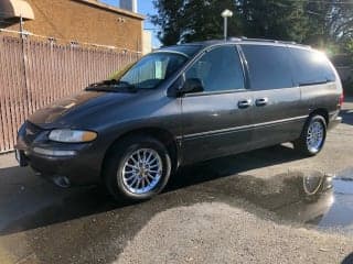 Chrysler 1999 Town and Country
