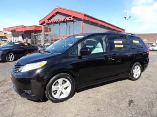 Toyota 2011 Sienna