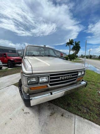 Toyota 1990 Land Cruiser