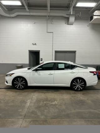 Nissan 2019 Altima