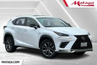 Lexus 2019 NX 300