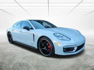 Porsche 2022 Panamera