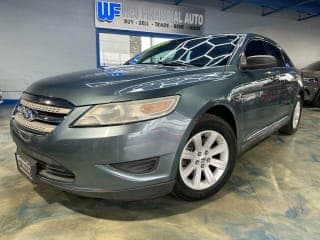 Ford 2010 Taurus