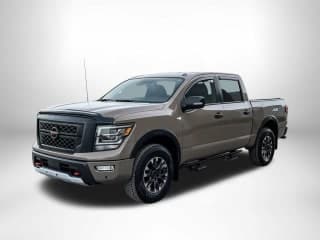 Nissan 2021 Titan