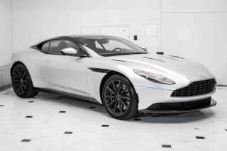 Aston Martin 2019 DB11