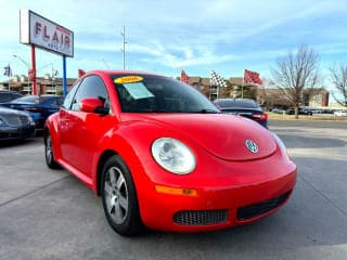 Volkswagen 2006 New Beetle