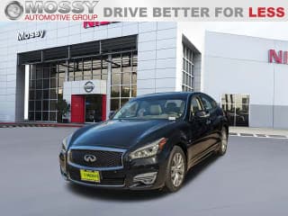 Infiniti 2016 Q70