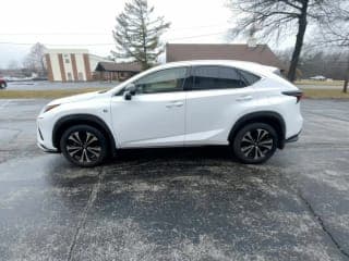 Lexus 2021 NX 300