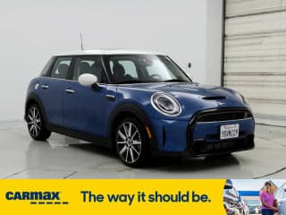 MINI 2023 Hardtop 4 Door