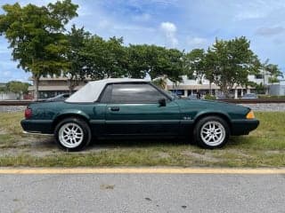 Ford 1990 Mustang