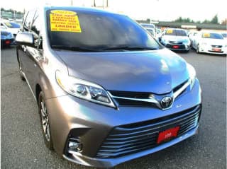 Toyota 2019 Sienna