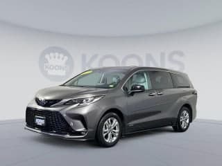 Toyota 2021 Sienna