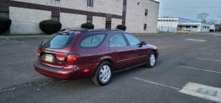 Ford 2005 Taurus