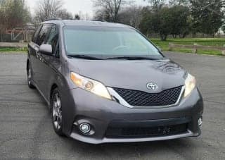 Toyota 2011 Sienna