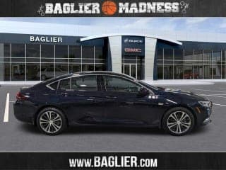 Buick 2019 Regal Sportback