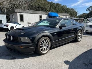 Ford 2005 Mustang